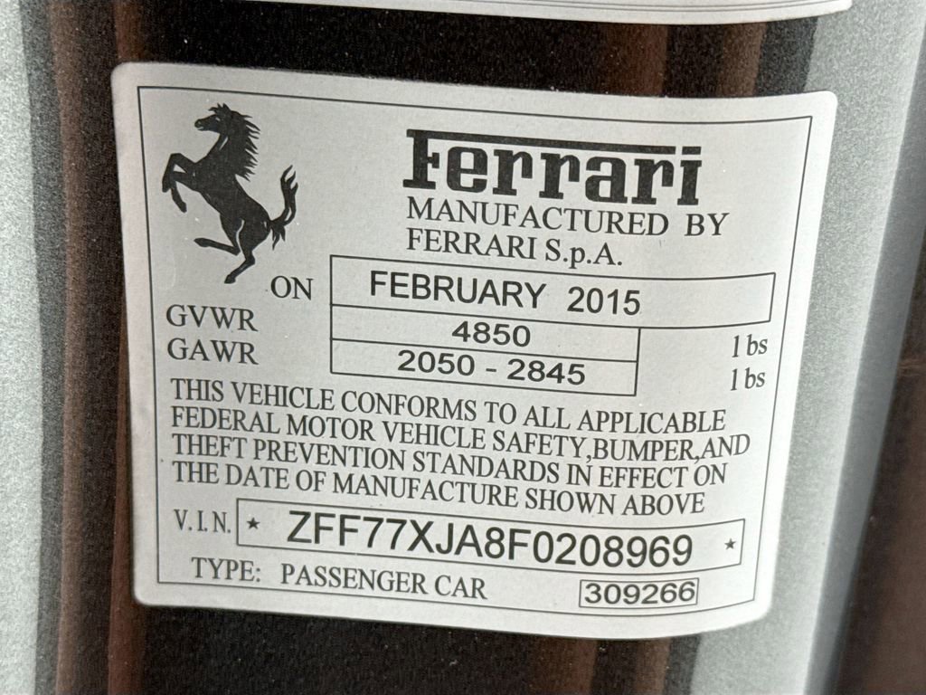 Used 2015 Ferrari California T RWD image 40
