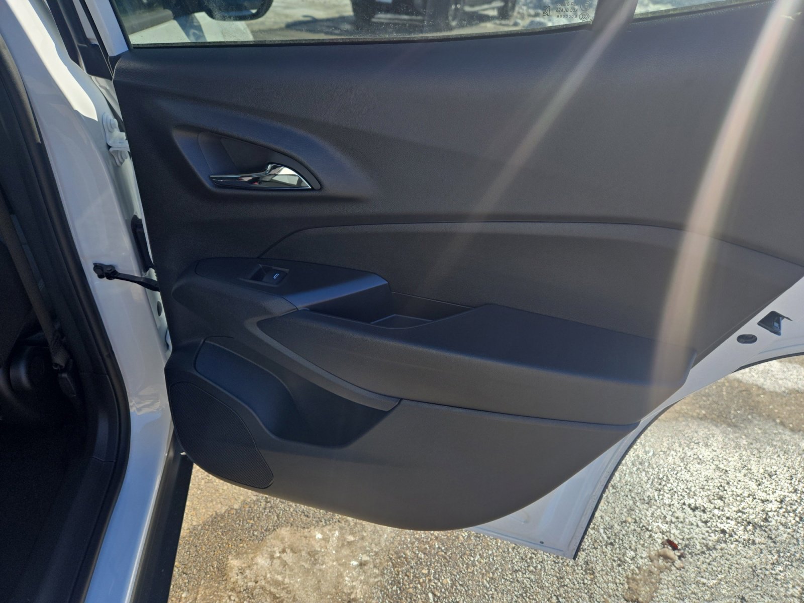 New 2026 Chevrolet Trax LS w/ LS Convenience Package FWD image 25