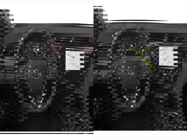 Used 2018 Toyota Camry XSE image 4