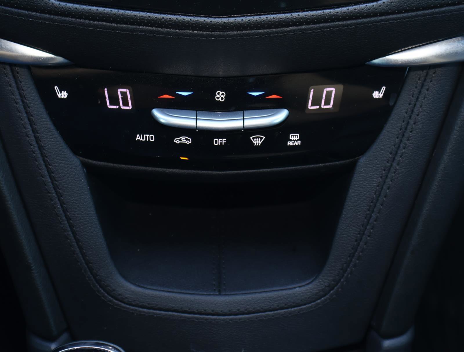 Used 2025 Cadillac XT5 Luxury w/ LPO, Floor Liner Package image 28