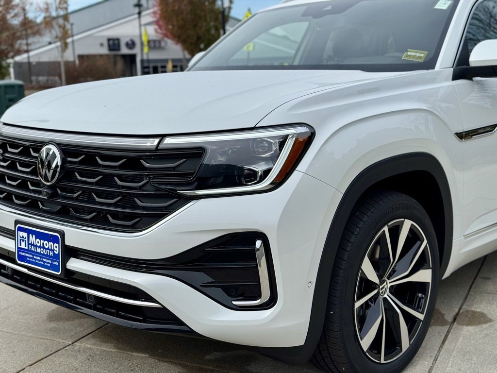 New 2026 Volkswagen Atlas Cross Sport SEL Premium R-Line image 5