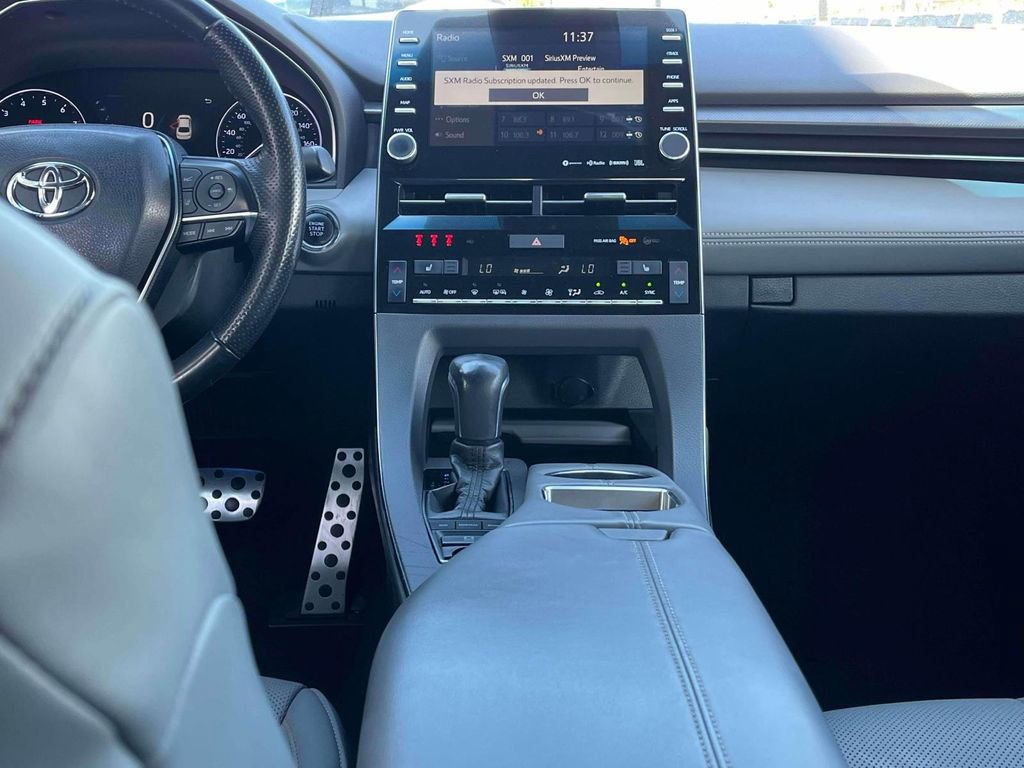 Used 2019 Toyota Avalon XSE w/ All Weather Liner Package FWD image 13