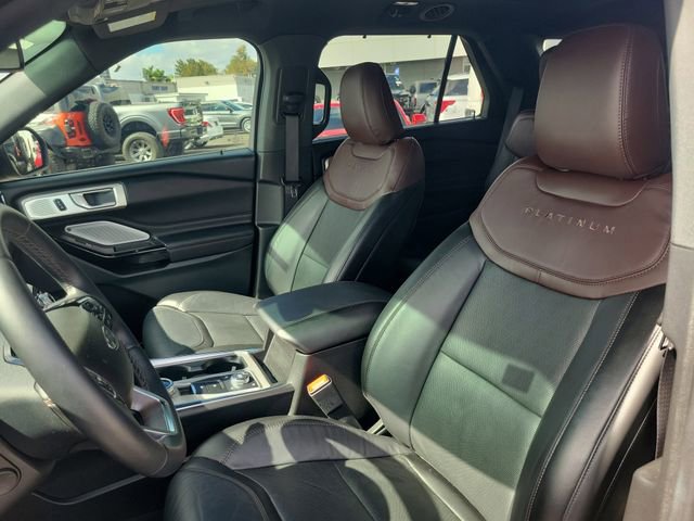 Certified 2023 Ford Explorer Platinum w/ Technology Package image 18