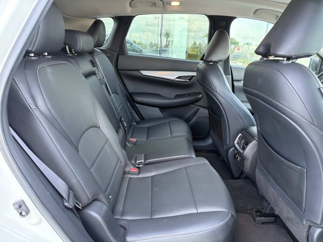 Used 2020 INFINITI QX50 Luxe w/ Navigation Package AWD/4WD image 22