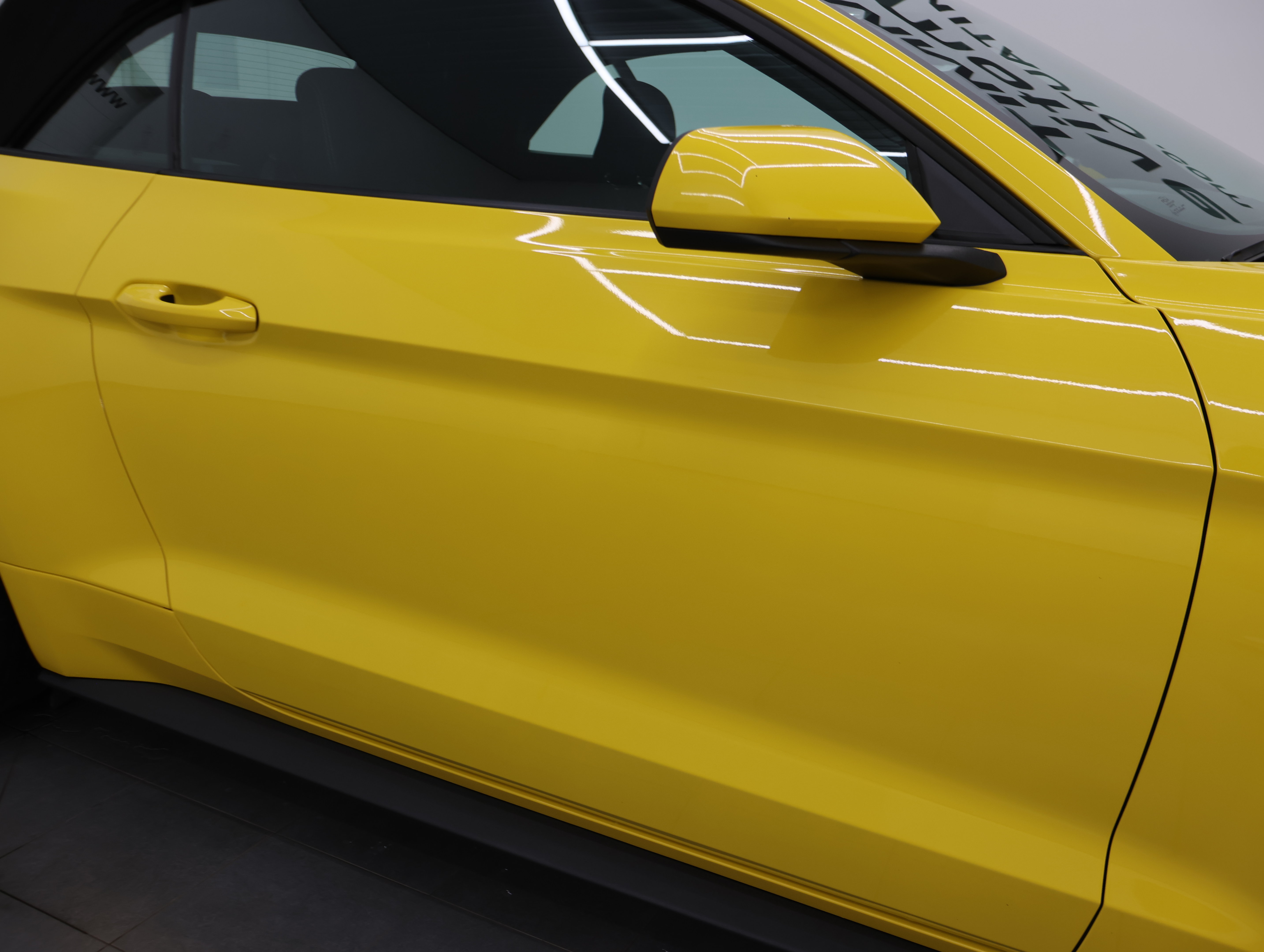 Used 2016 Ford Mustang Convertible w/ Equipment Group 051A RWD image 23