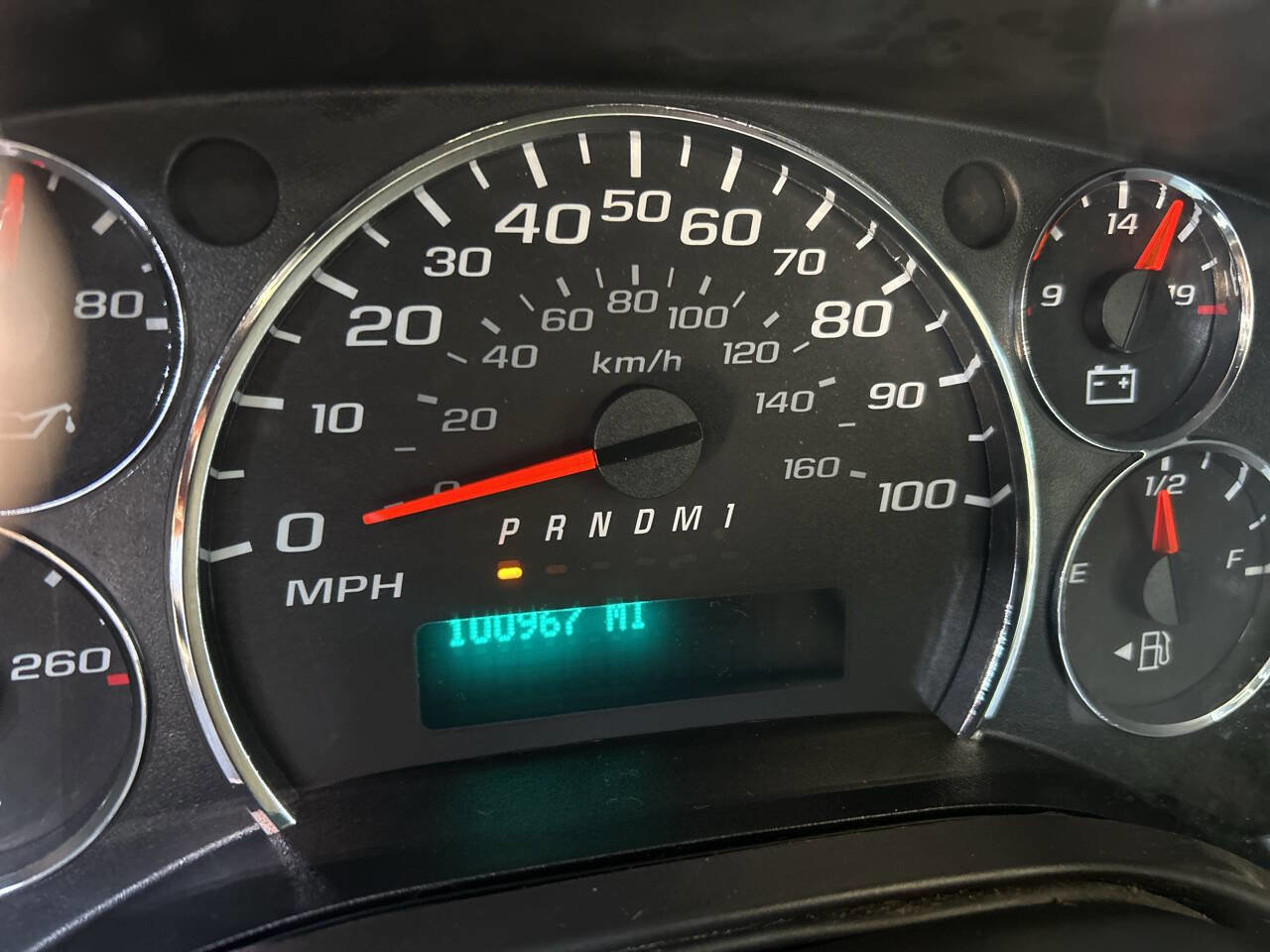 Used 2017 Chevrolet Express 2500 RWD image 10