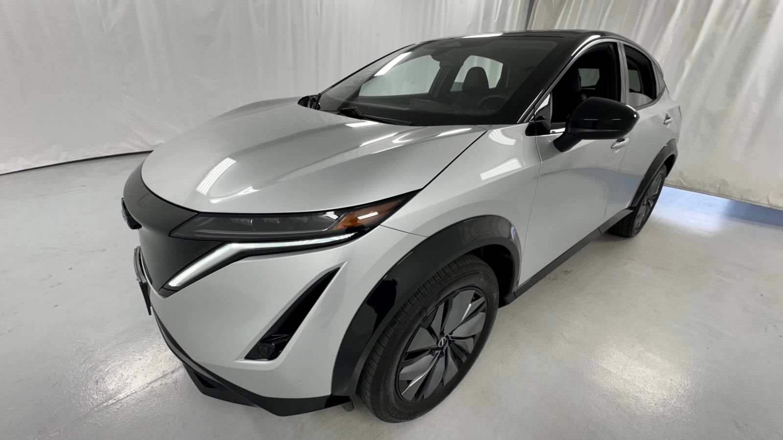 Certified 2024 Nissan Ariya AWD image 7