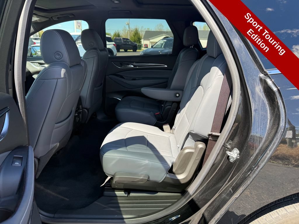 Used 2023 Buick Enclave Essence w/ Experience Buick Package AWD/4WD image 31
