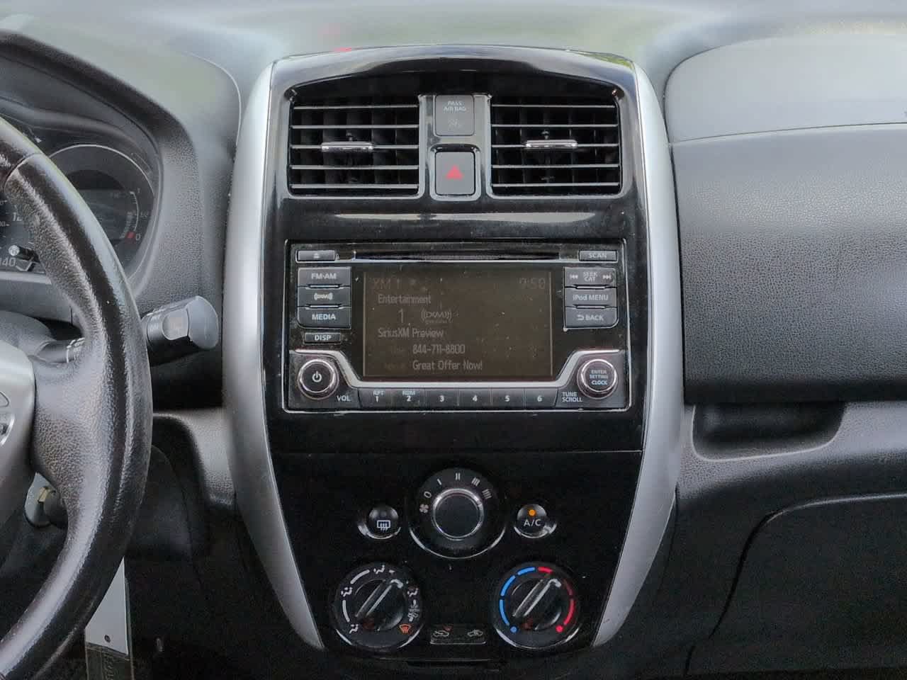 Used 2017 Nissan Versa Note SV FWD image 17