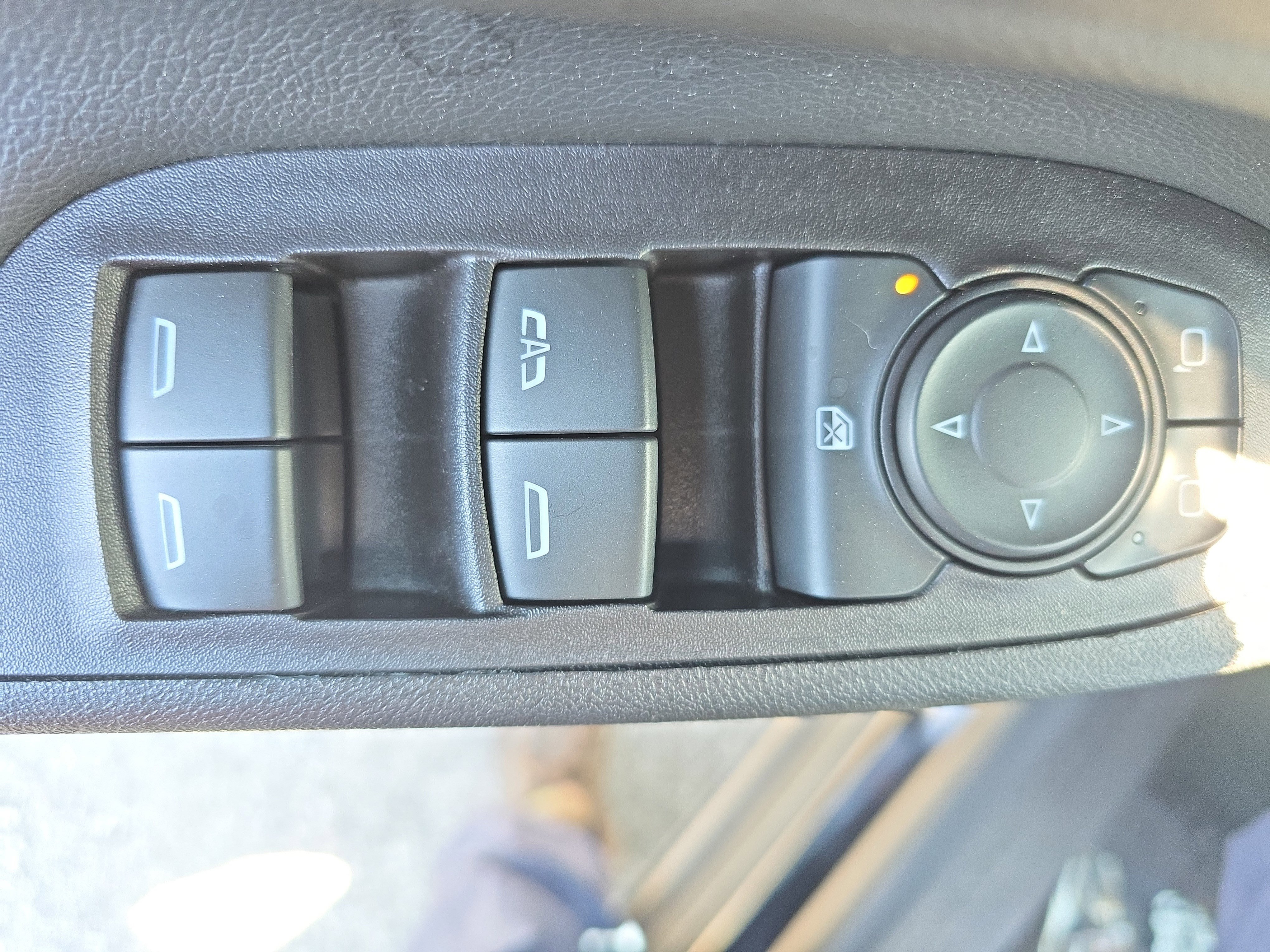 Used 2021 Chevrolet Equinox LT image 26