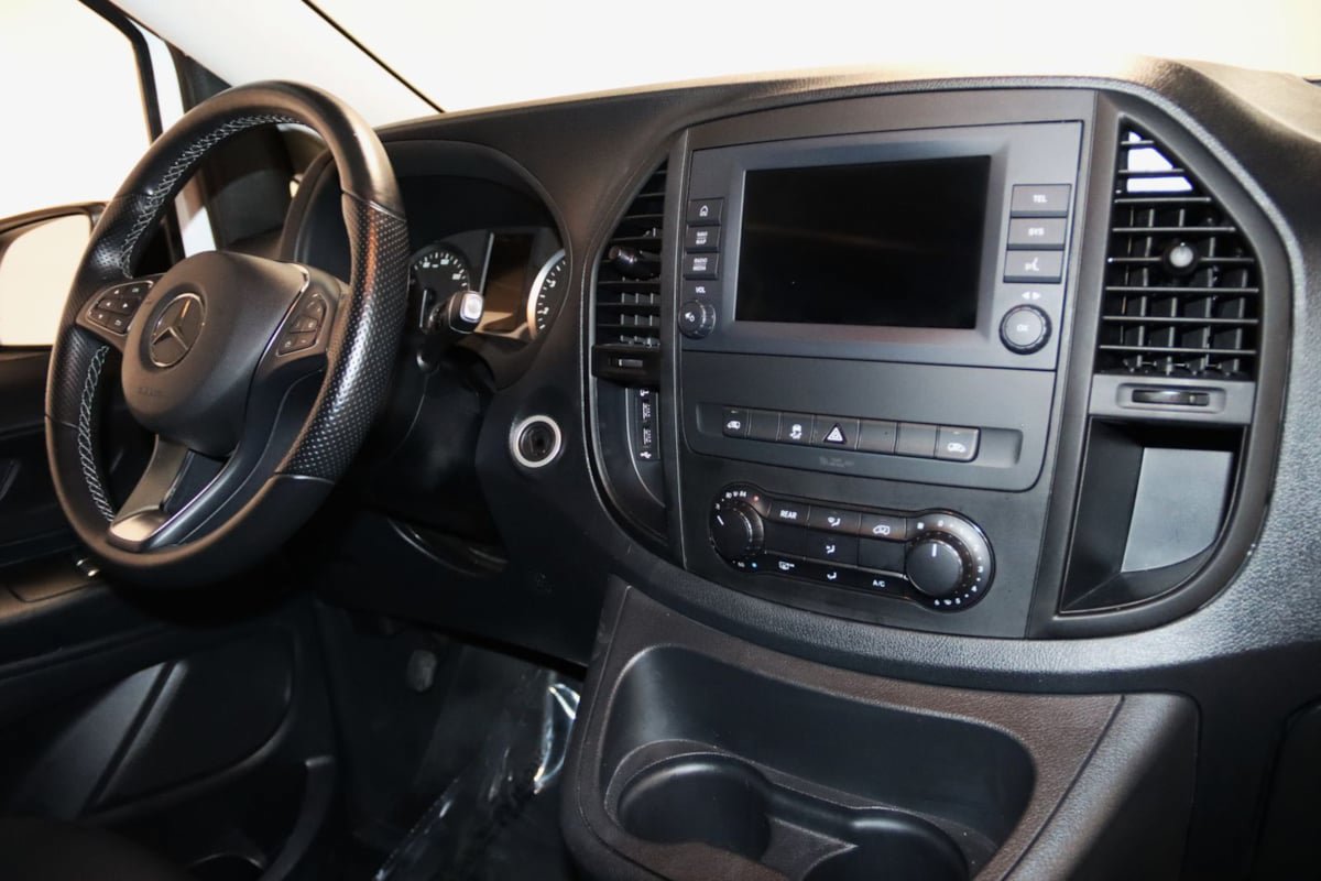 Used 2023 Mercedes-Benz Metris Passenger image 53