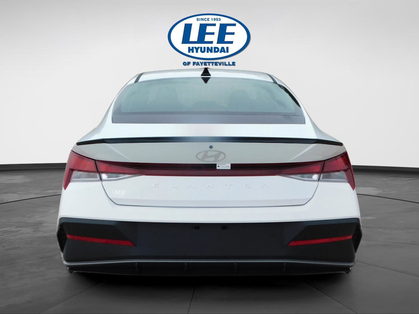 Certified 2025 Hyundai Elantra Sport image 4