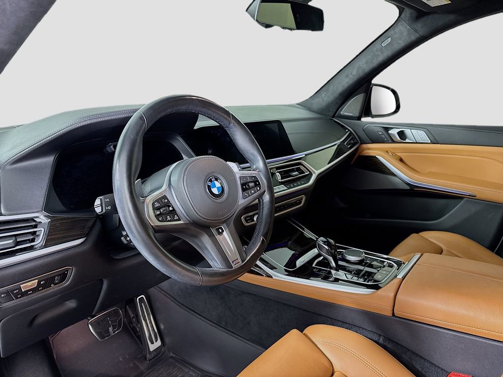 Used 2021 BMW X7 xDrive40i w/ M Sport Package image 9