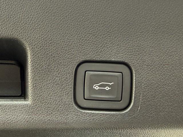 Used 2025 Chevrolet Traverse Z71 w/ Driver Confidence Package image 35