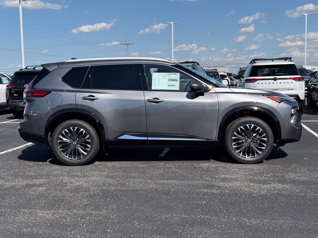 New 2026 Nissan Rogue Platinum w/ Platinum Premium Package AWD/4WD image 3