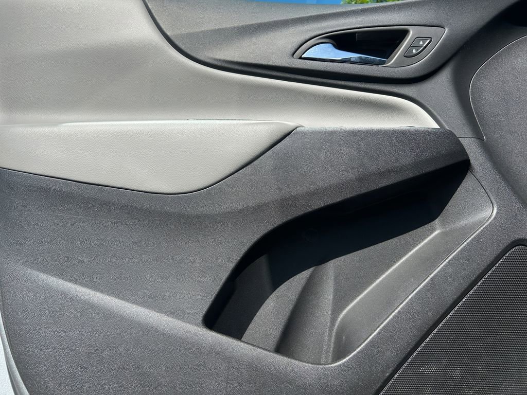 Used 2023 Chevrolet Equinox LT image 22
