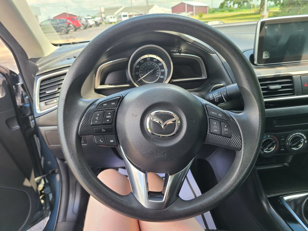 Used 2016 MAZDA MAZDA3 i Sport w/ Preferred Equipment Package FWD image 28