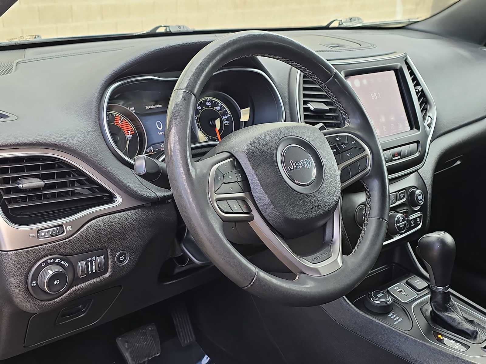 Certified 2021 Jeep Cherokee Latitude Lux 80th Anniv w/ Quick Order Package 2YU 80th image 2