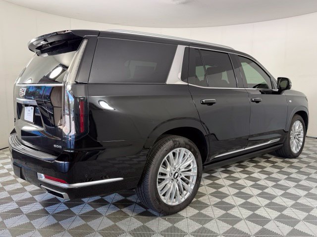 Certified 2026 Cadillac Escalade Luxury w/ Touring Package AWD/4WD image 9