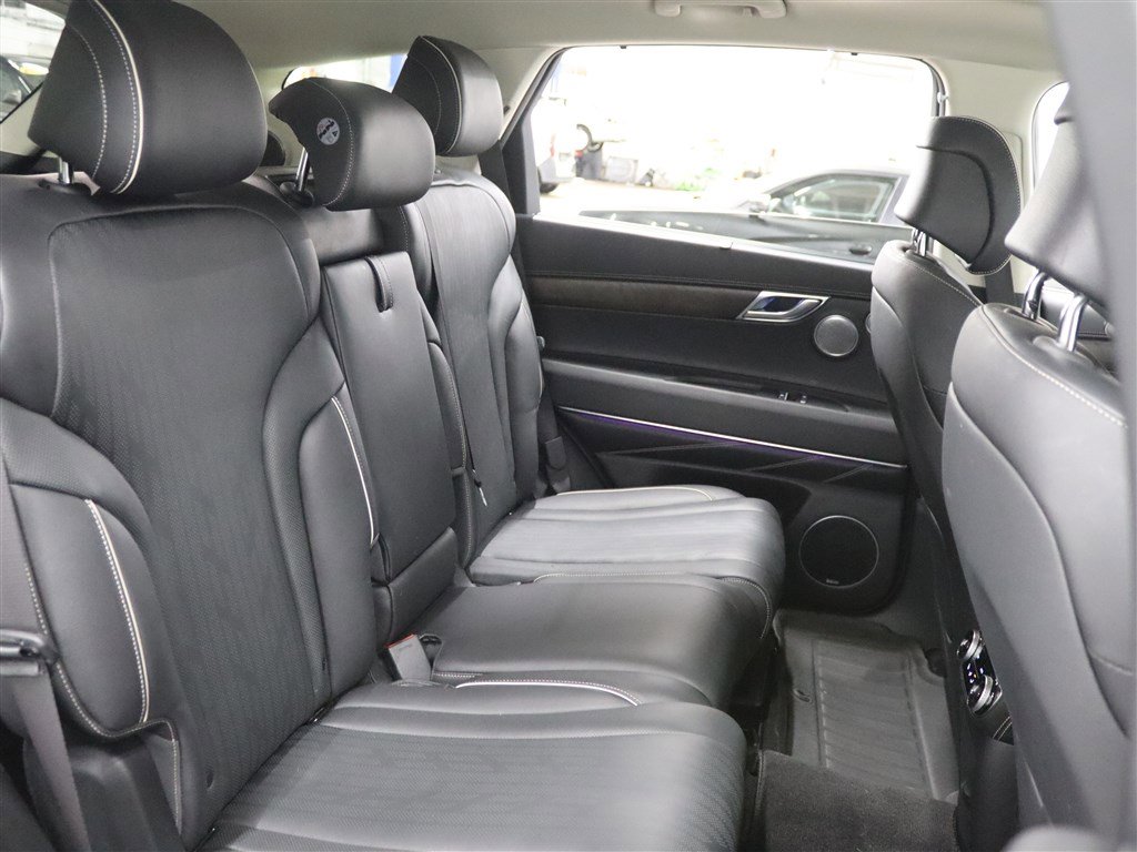 Used 2021 Genesis GV80 3.5T w/ Advanced Package 06 image 15