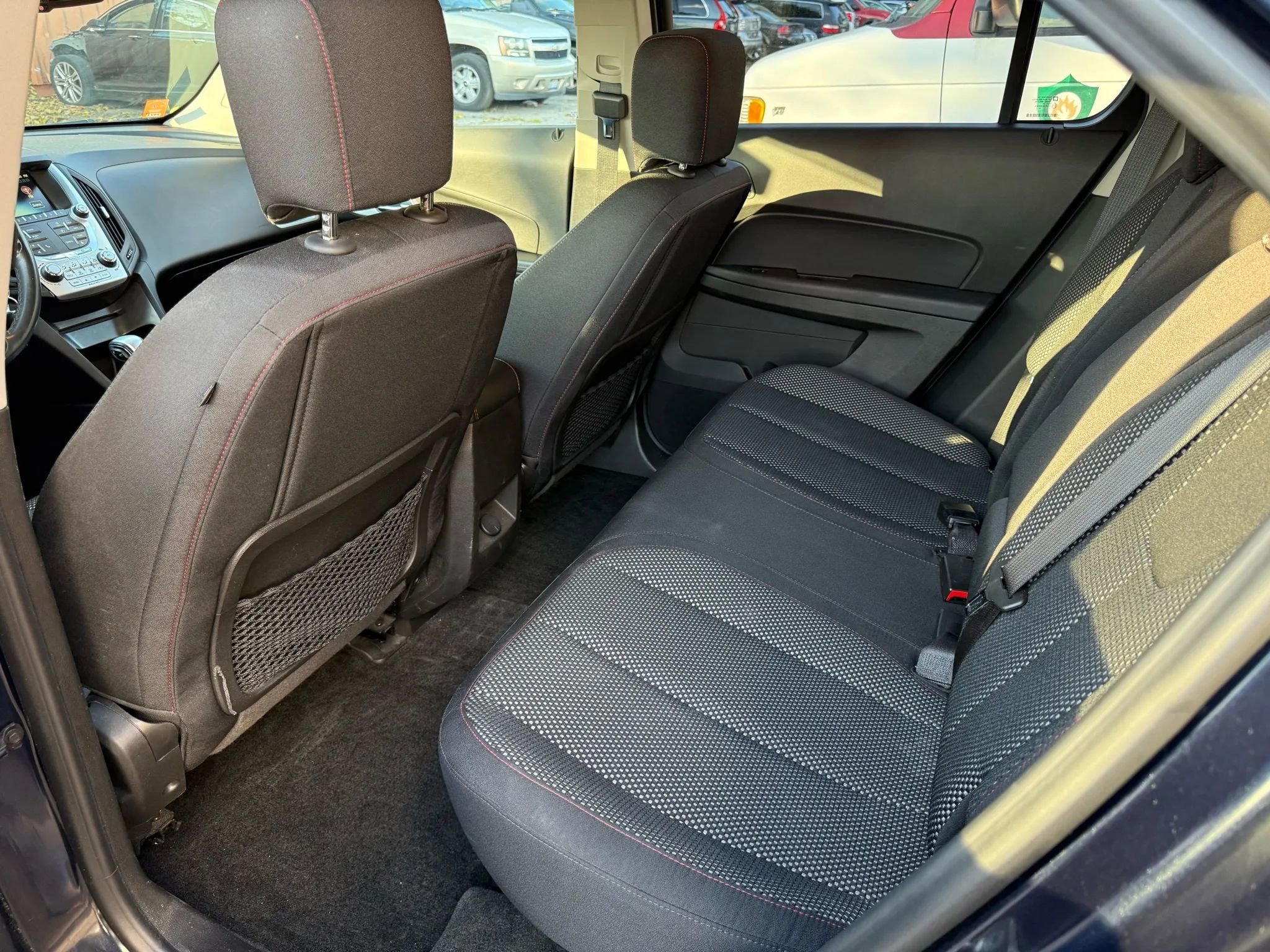 Used 2015 Chevrolet Equinox LT w/ Driver Convenience Package image 15