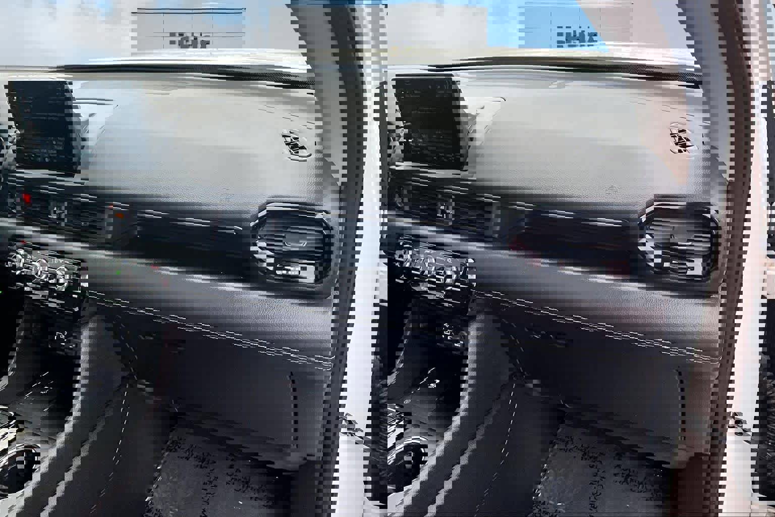 Used 2023 Honda Pilot Touring image 24