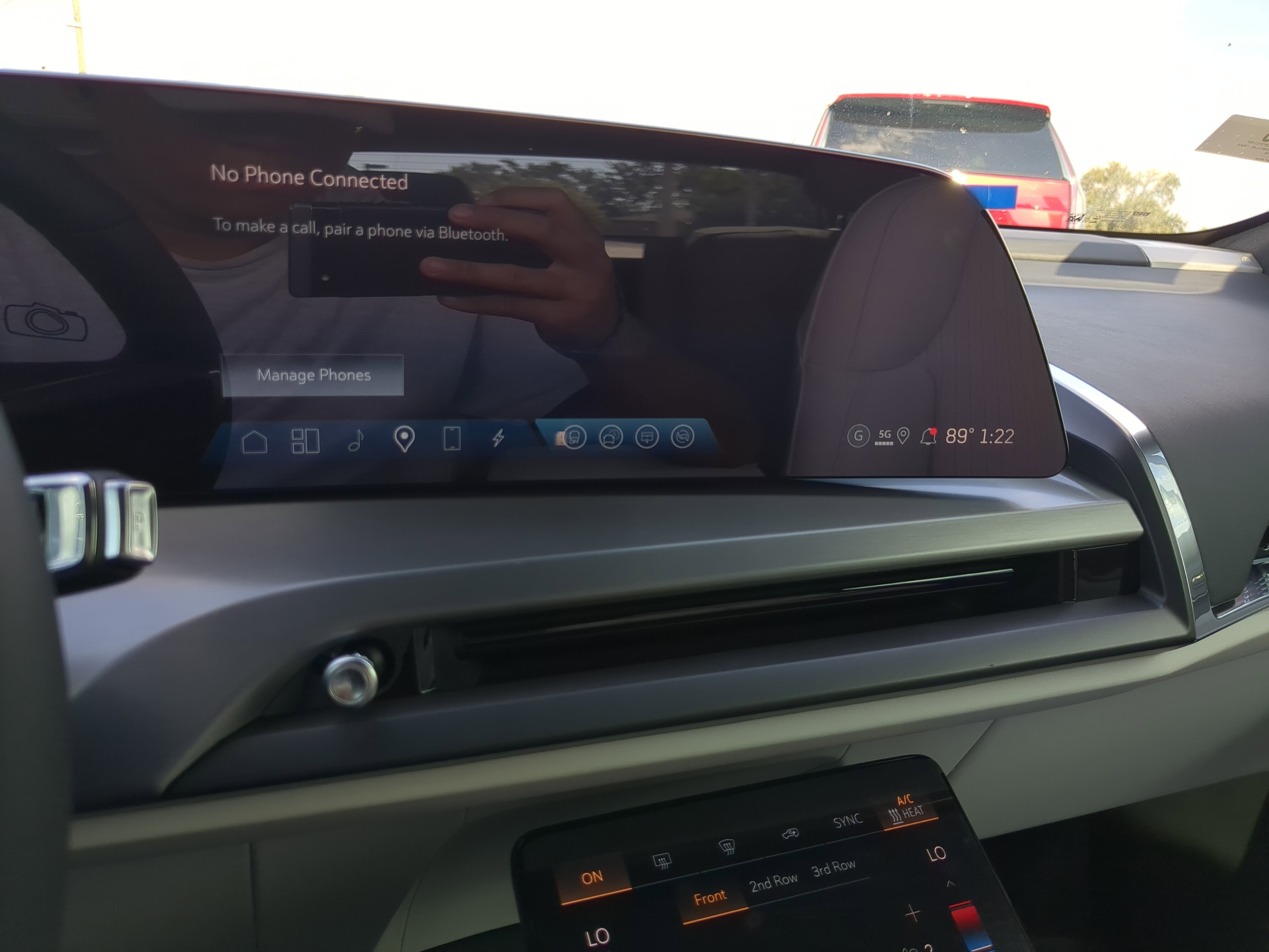 New 2026 Cadillac Vistiq Sport w/ LPO, Floor Liner Package image 27