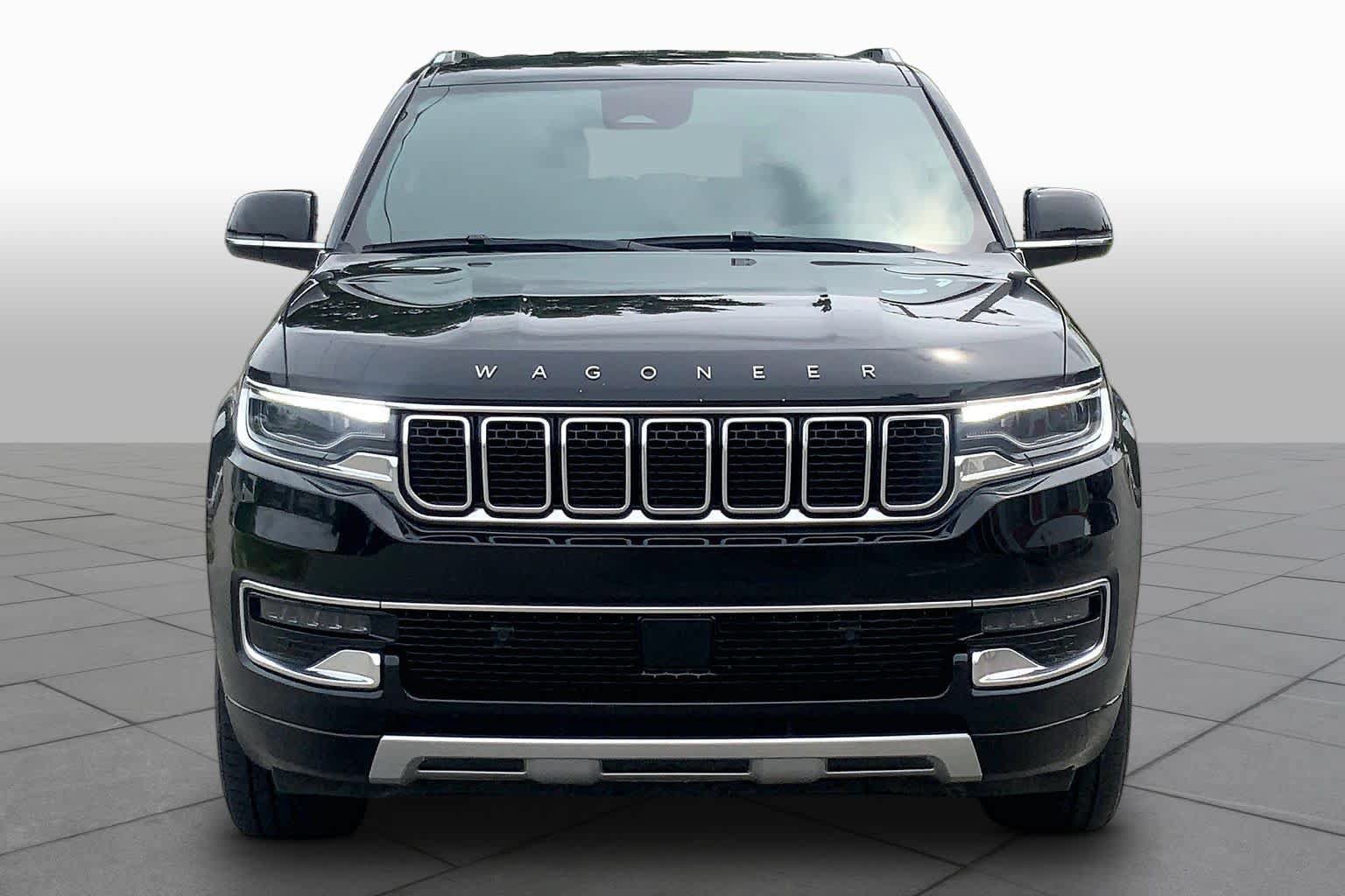 Used 2024 Jeep Wagoneer Series II w/ Flexible Seating Group AWD/4WD image 4