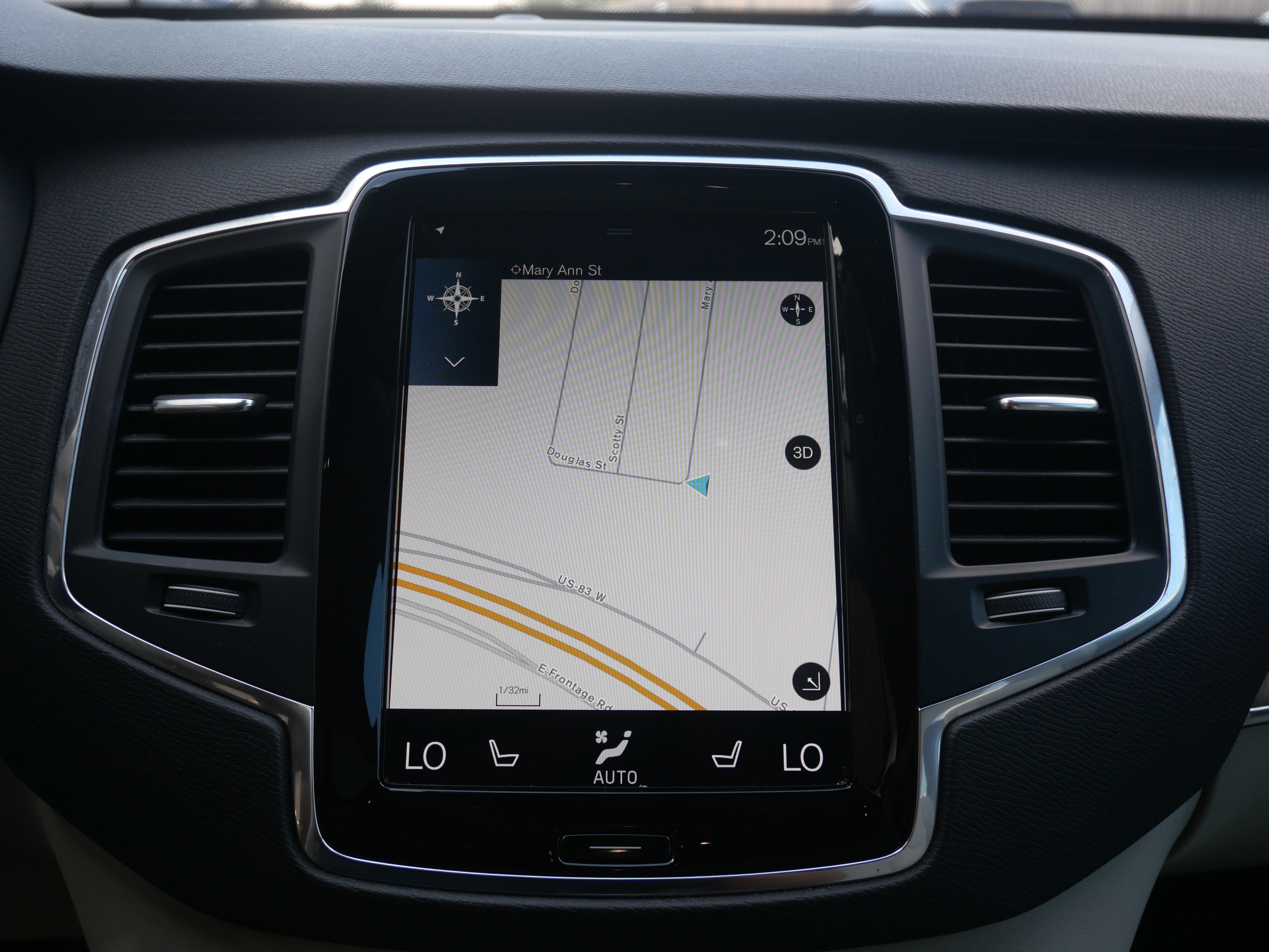 Used 2021 Volvo XC90 T6 Momentum image 26