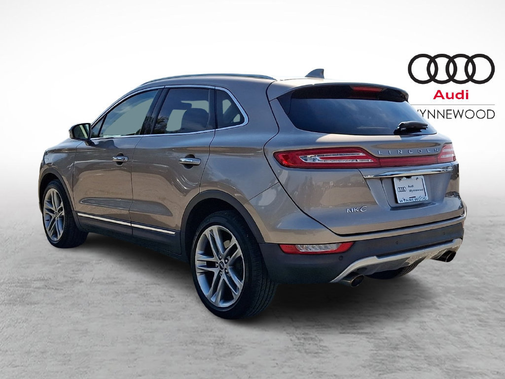 Used 2019 Lincoln MKC Reserve w/ MKC Climate Package AWD/4WD image 4