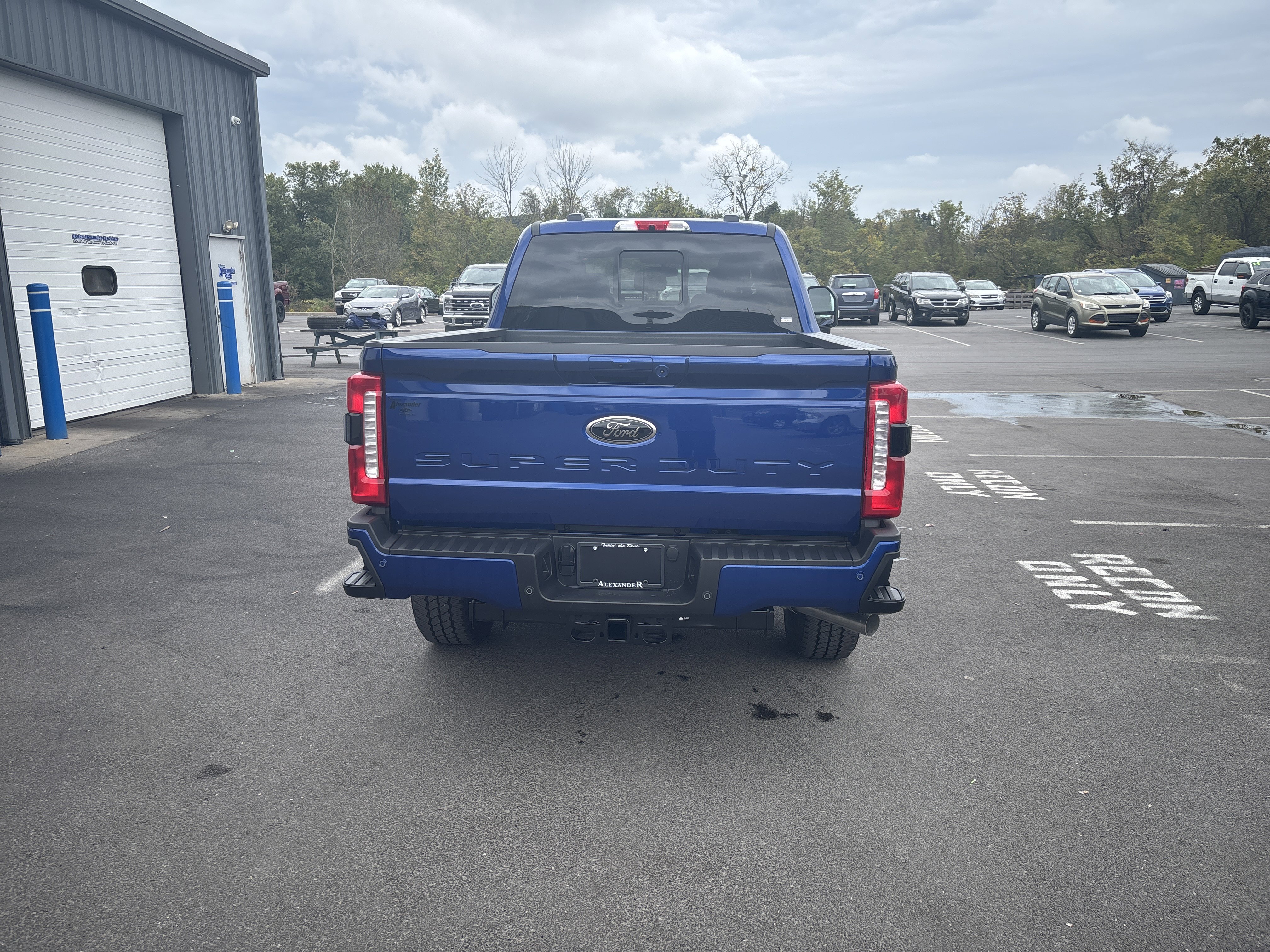 New 2026 Ford F250 4x4 Crew Cab Super Duty image 4