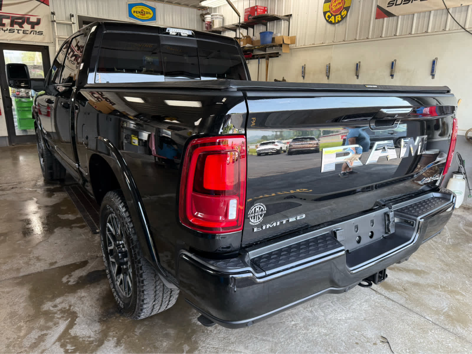 Used 2025 RAM 2500 Limited image 8