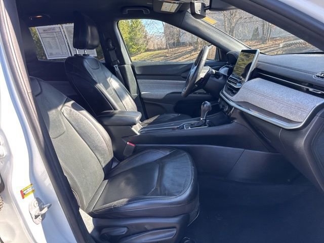 Used 2023 Jeep Compass Latitude AWD/4WD image 26