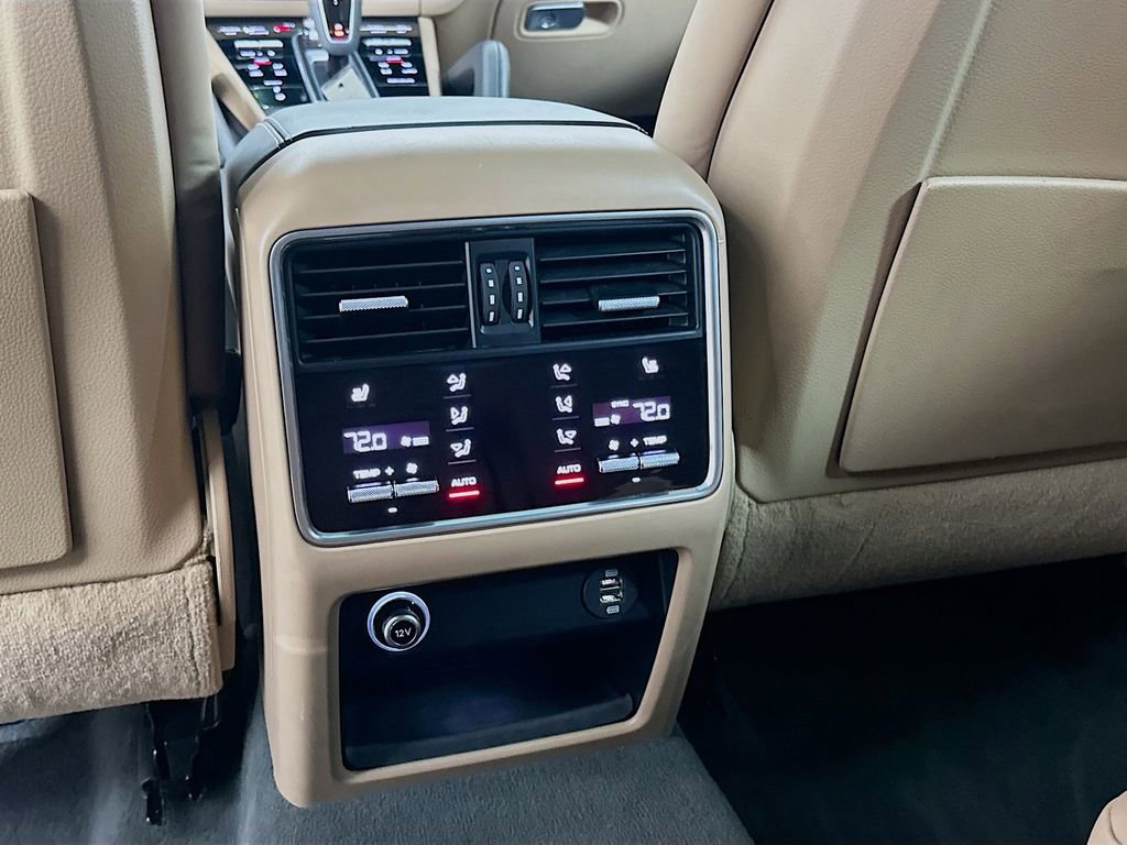 Certified 2019 Porsche Cayenne S image 27