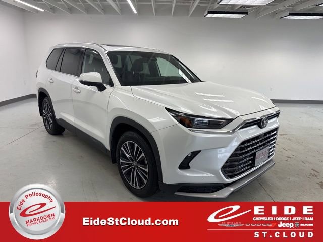 Used 2025 Toyota Grand Highlander AWD Hybrid image 1