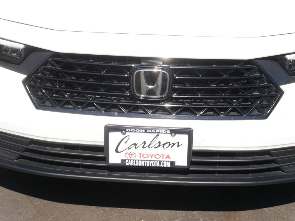 Used 2024 Honda Accord Sport image 9