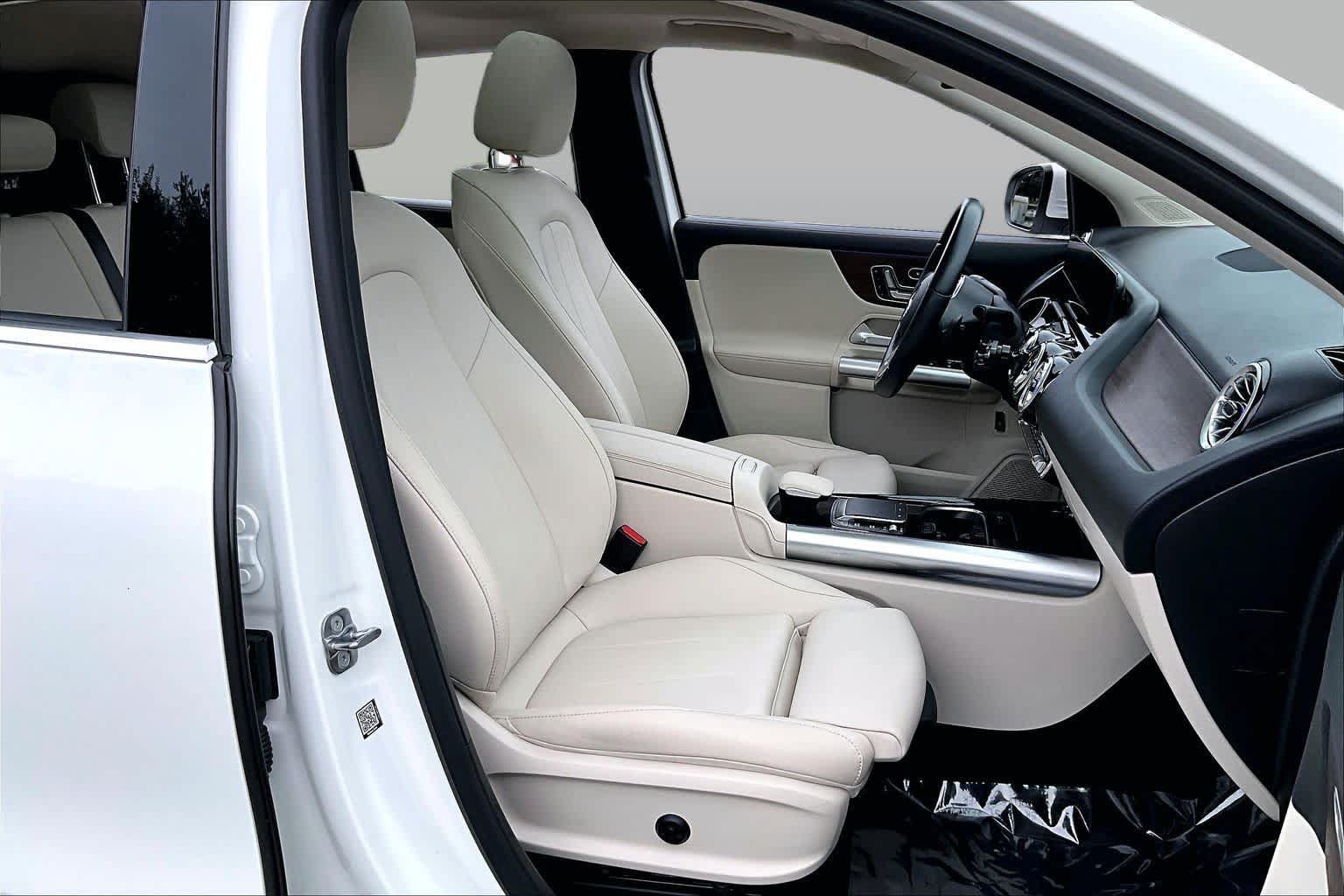 Used 2023 Mercedes-Benz GLA 250 4MATIC image 9