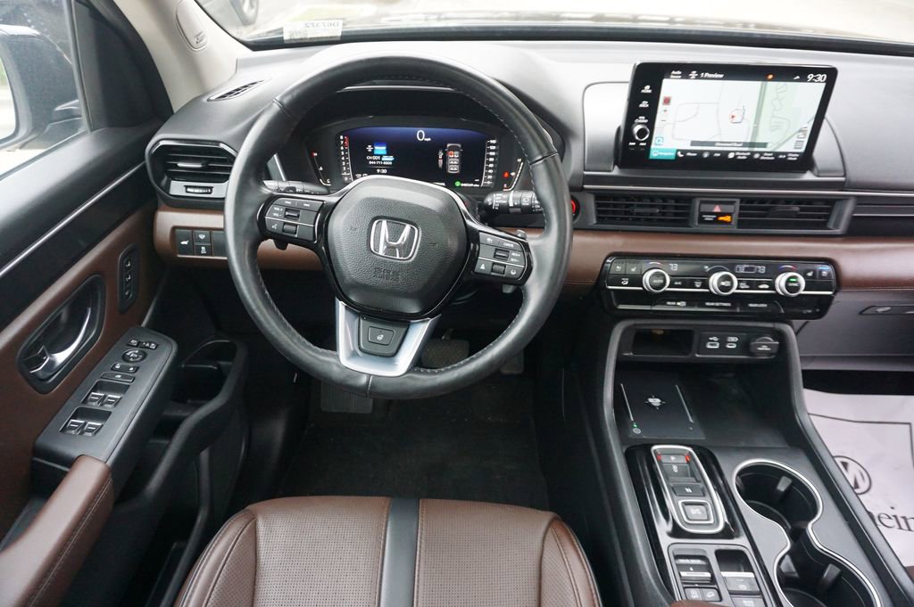 Used 2024 Honda Pilot Elite image 6