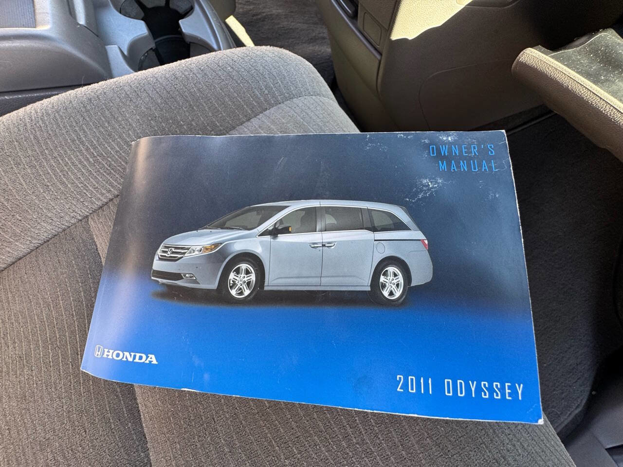 Used 2011 Honda Odyssey EX image 48