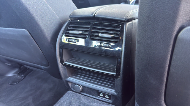 Used 2022 BMW 530i w/ Convenience Package RWD image 26