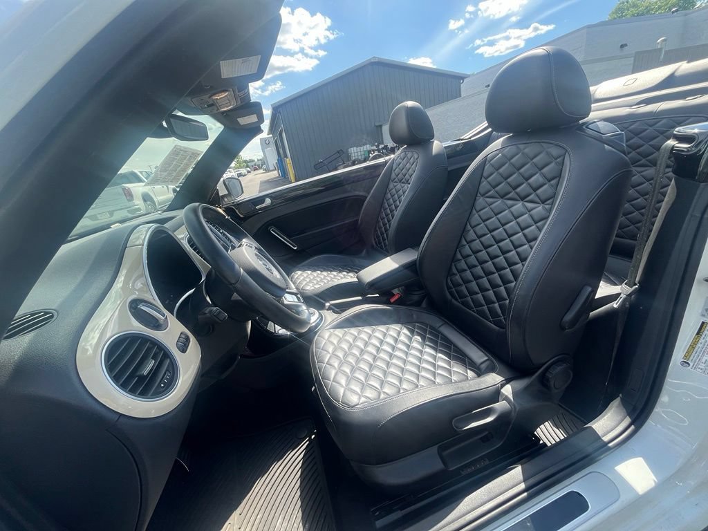 Used 2019 Volkswagen Beetle 2.0T Final Edition SEL FWD image 15