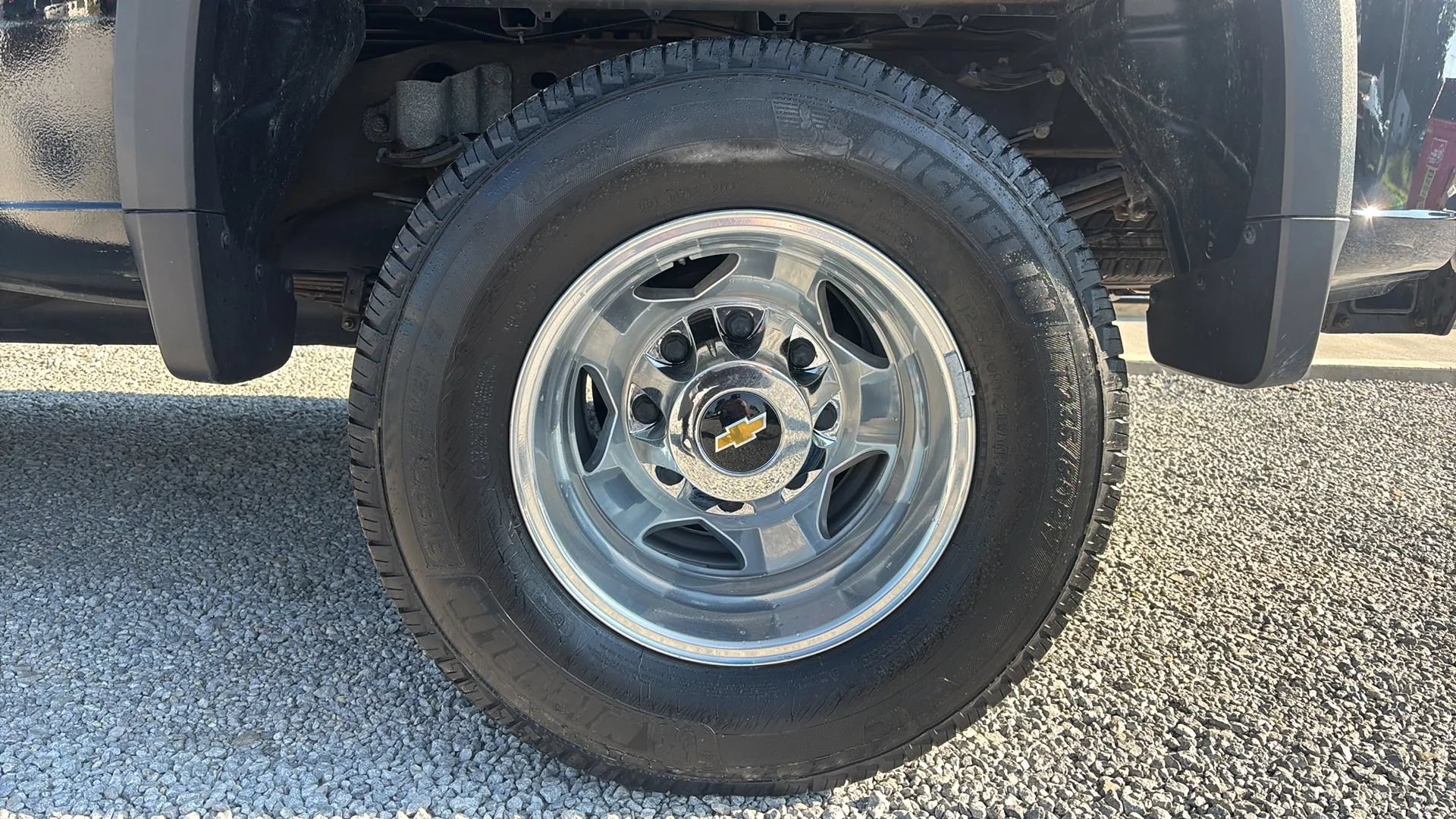 Used 2022 Chevrolet Silverado 3500 LTZ w/ LTZ Convenience Package AWD/4WD image 2