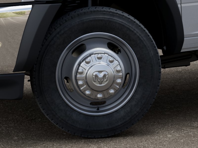 New 2026 RAM 5500 Tradesman w/ Chrome Appearance Group AWD/4WD image 8