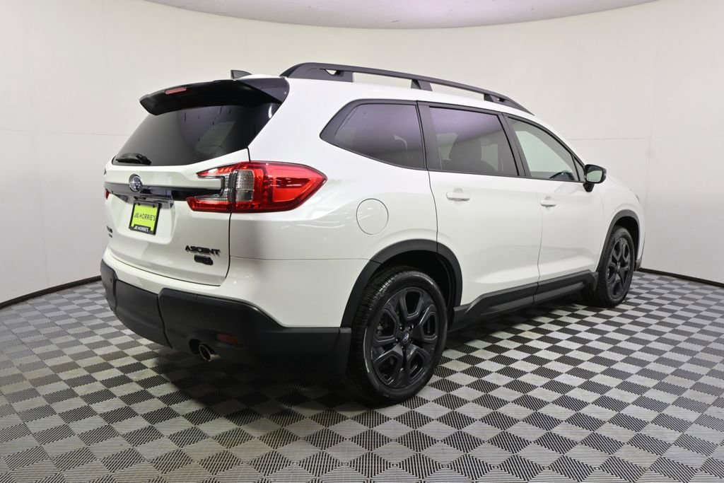 Used 2023 Subaru Ascent Onyx Edition image 7