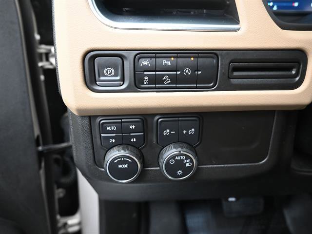 Used 2024 Chevrolet Tahoe Premier image 8