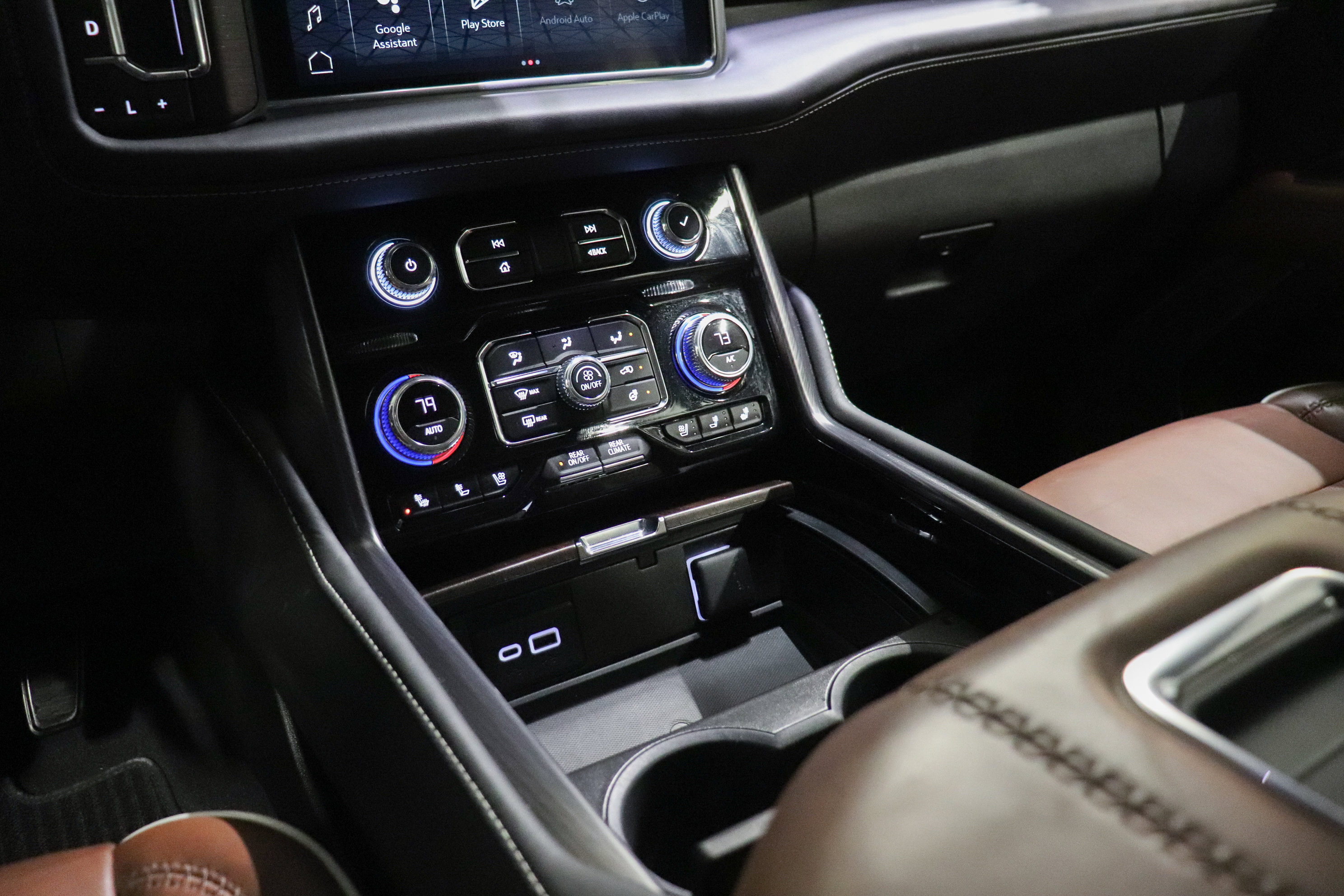 Used 2023 GMC Yukon Denali Ultimate image 38