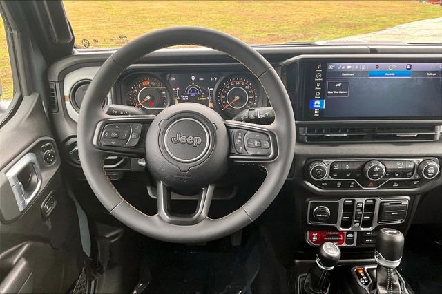 Used 2024 Jeep Wrangler Willys image 5