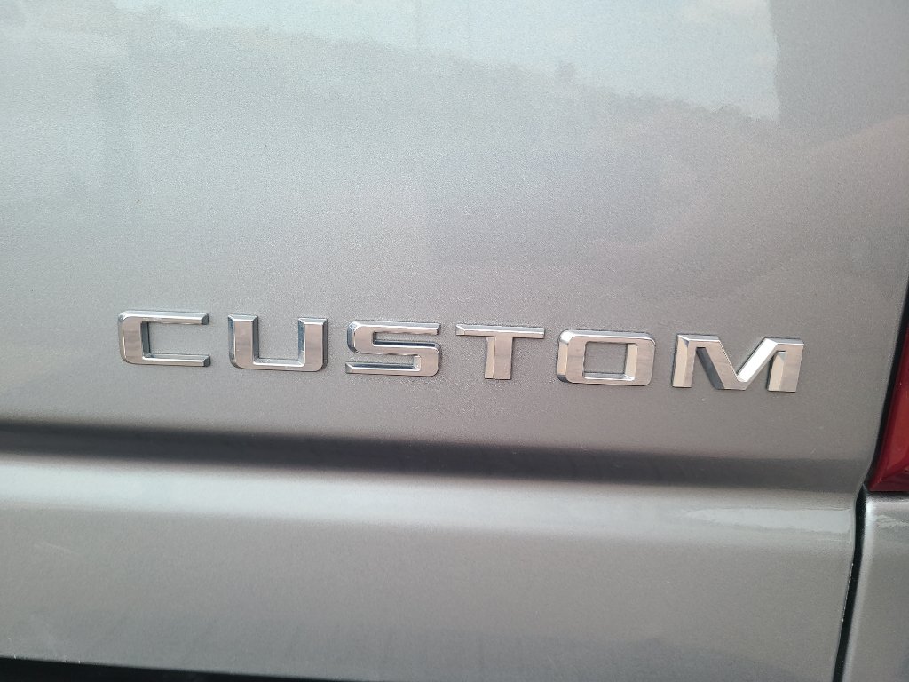 Used 2024 Chevrolet Silverado 2500 Custom w/ Custom Value Package AWD/4WD image 27