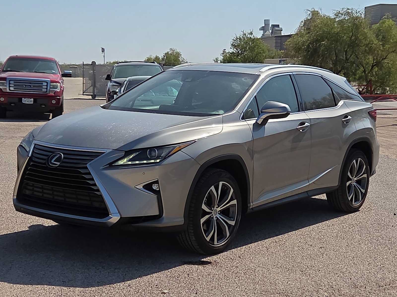Used 2017 Lexus RX 350 FWD w/ Premium Package image 4