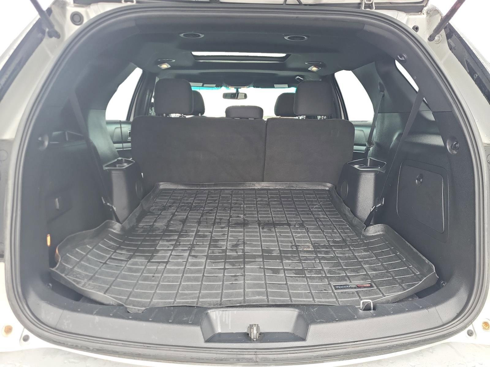 Used 2016 Ford Explorer XLT w/ Equipment Group 201A image 23